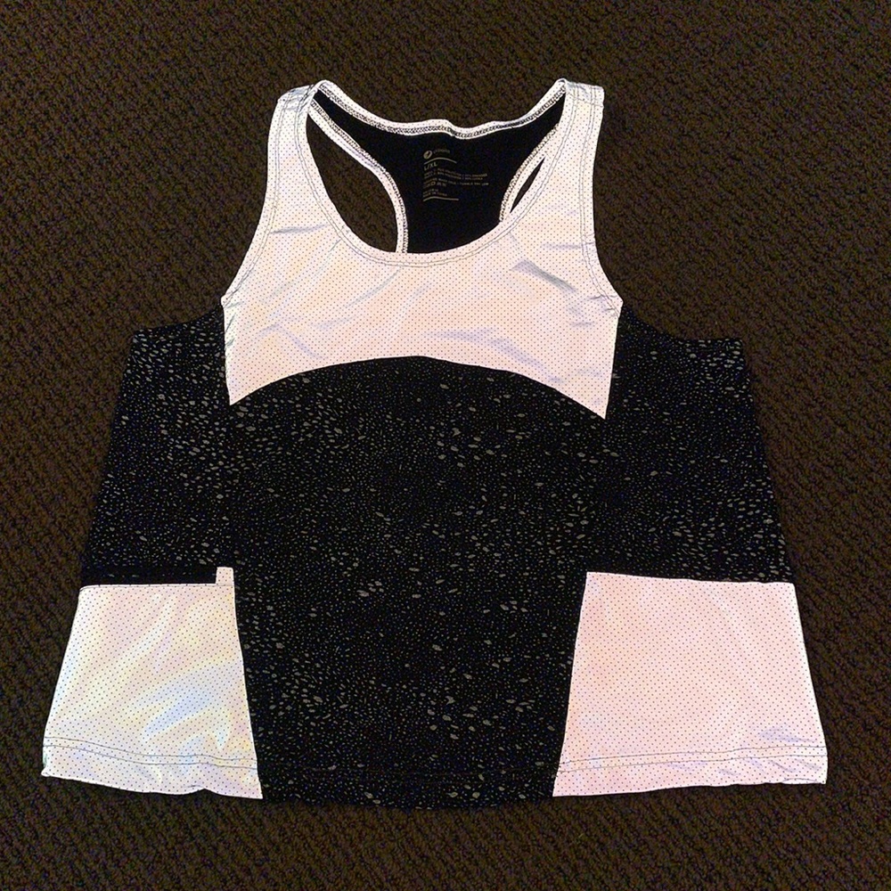 Oiselle “Lightning Layer” Reflective Vest